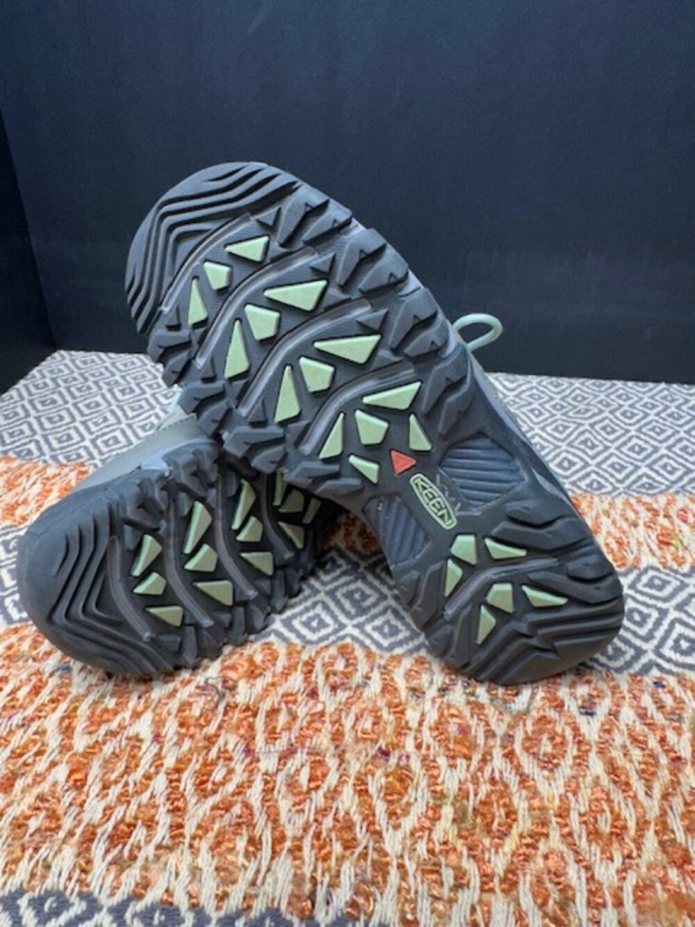 Keen Targhee Vent Woman's Size 9 - Picture 9 of 14